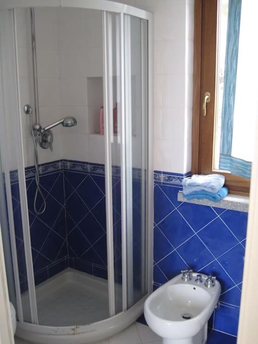 Villa Mit Whirlpool Und Phantastischer Aussicht Capoliveri  Bagian luar foto
